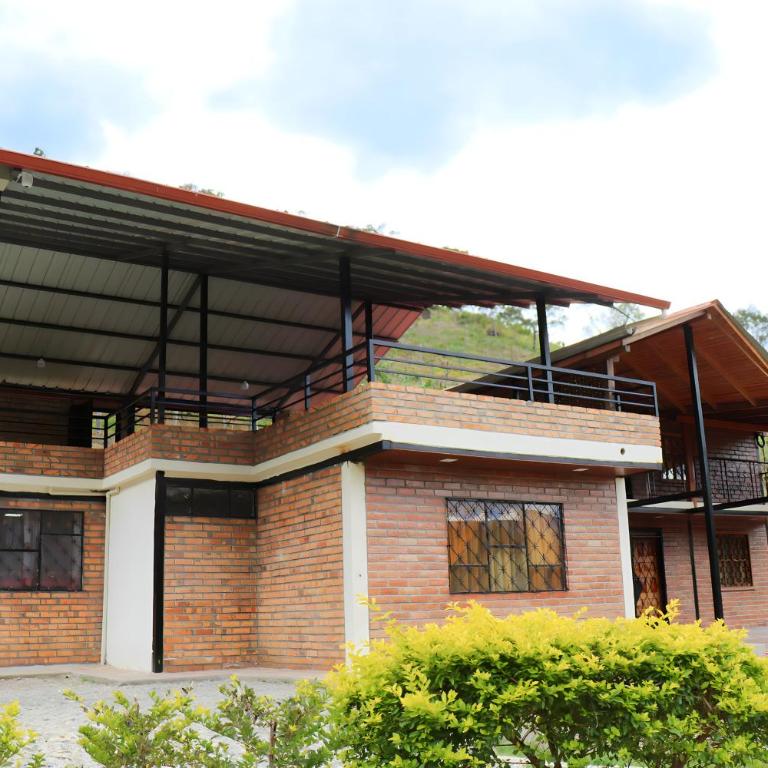 Finca La Buena Esperanza - Four-Bedroom House - 1