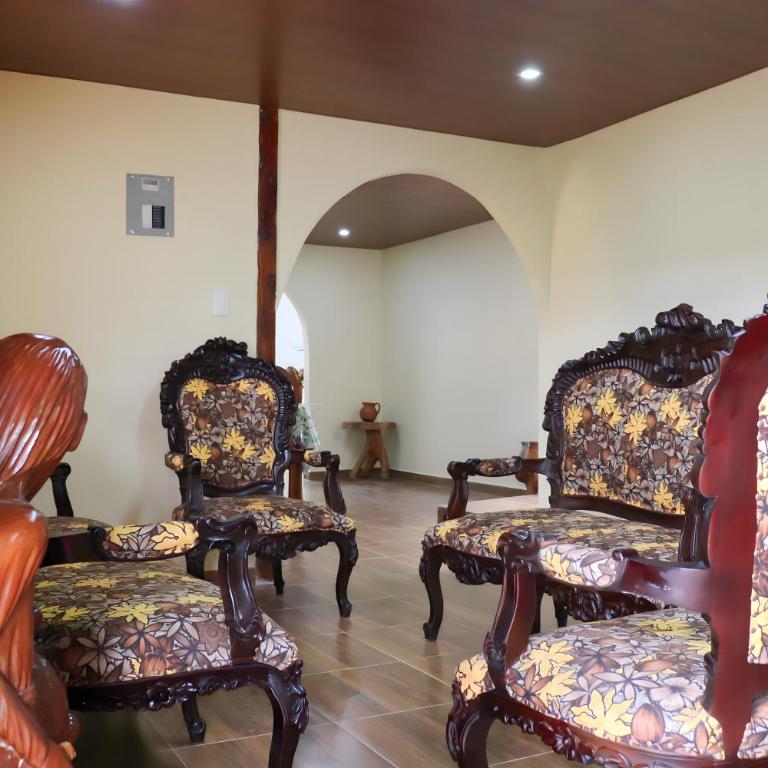 Finca La Buena Esperanza - Four-Bedroom House - 11