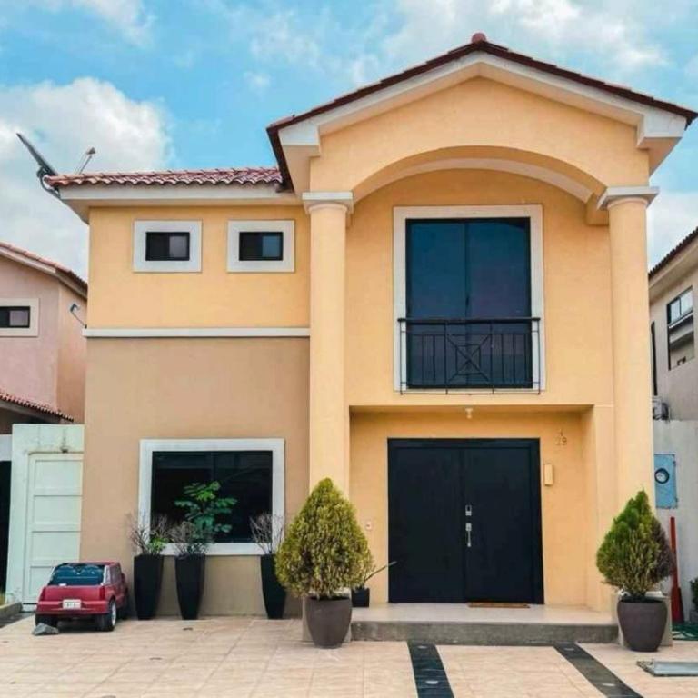 Casa en Ciudad celeste La Marina - Casa de 4 dormitorios - 1