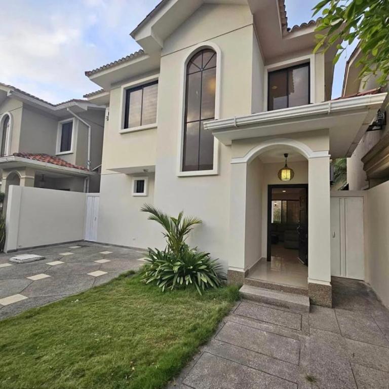 Casa en Samborondon - Casa de 4 dormitorios - 7