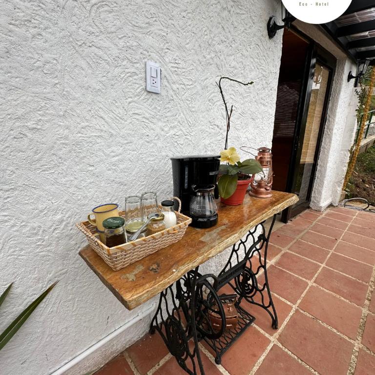 La Finca - Eco Hotel - Standard Double Room with Two Double Beds - 2
