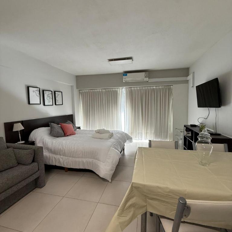 Spectacular Coby Home Bright Studio - One-Bedroom Apartment - 1