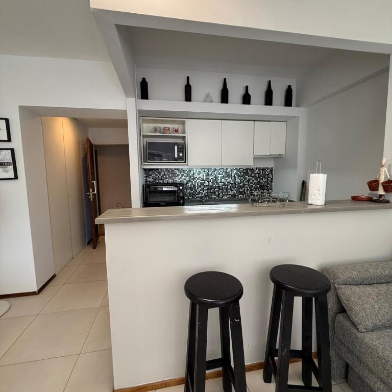 Spectacular Coby Home Bright Studio - One-Bedroom Apartment - 2