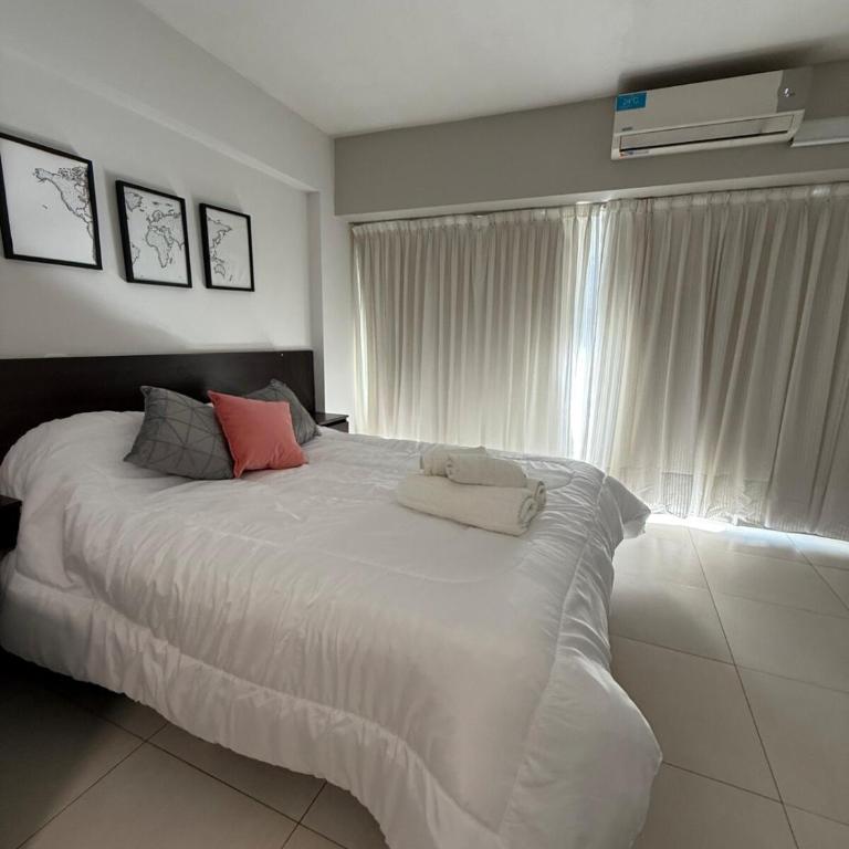 Spectacular Coby Home Bright Studio - One-Bedroom Apartment - 3