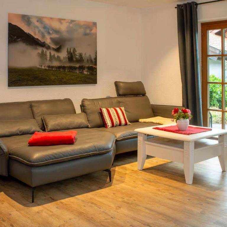 Eldorado - Ferienwohnungen & Suiten - Superior Apartment mit 3 Schlafzimmern - 1