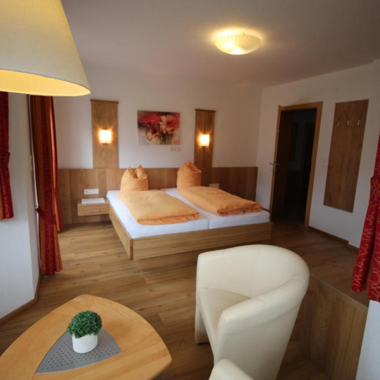 Haus Peter Schiestl - Three-Bedroom Apartment - 23