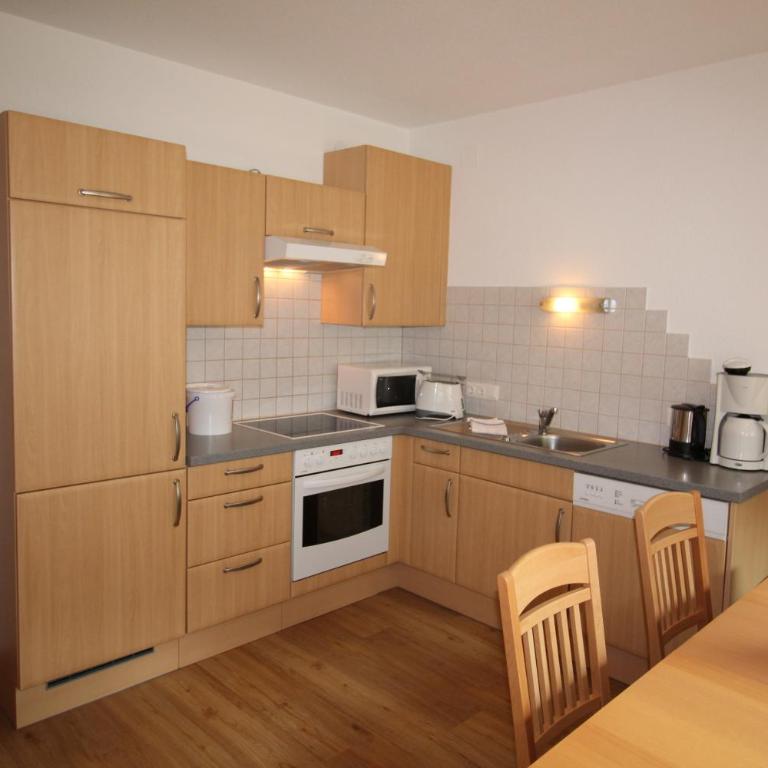 Haus Annemarie Schiestl - Three-Bedroom Apartment - 38