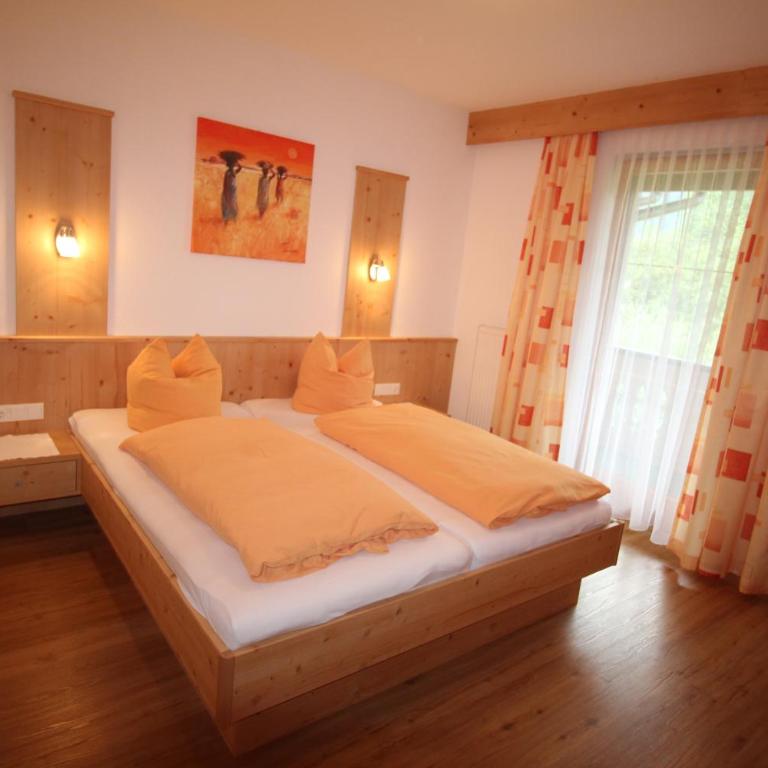 Haus Annemarie Schiestl - Three-Bedroom Apartment - 44