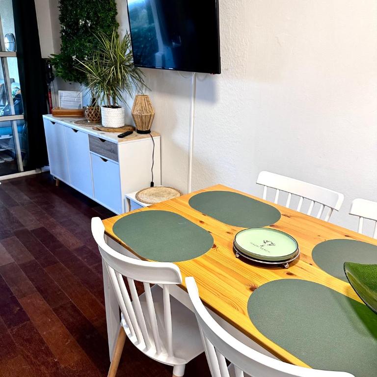 Le jardin de L Estérel FH007 -Piscines -Parking - climatisation - Rez-deJardin -Appartement en résidence de loisirs - plages - Appartement 1 Chambre avec Jardin - 19