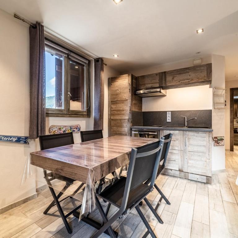 EDELWEISS F2 joli deux pièces idéalement placé dans le centre de Morzine - Apartment - 1