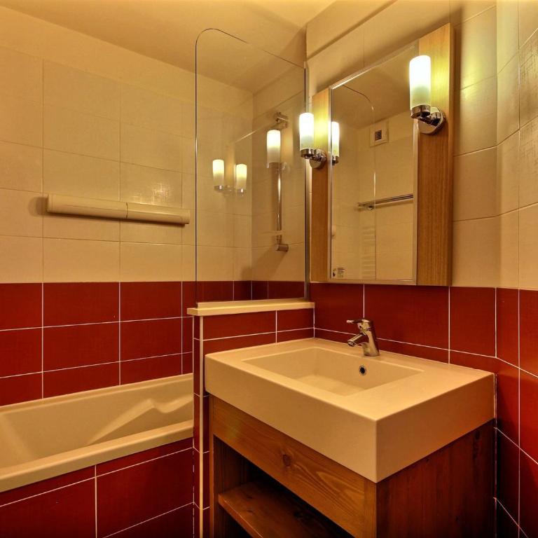 Studio-cabine pour 4 à Belle Plagne avec balcon - FR-1-455-182 - Studio - 9