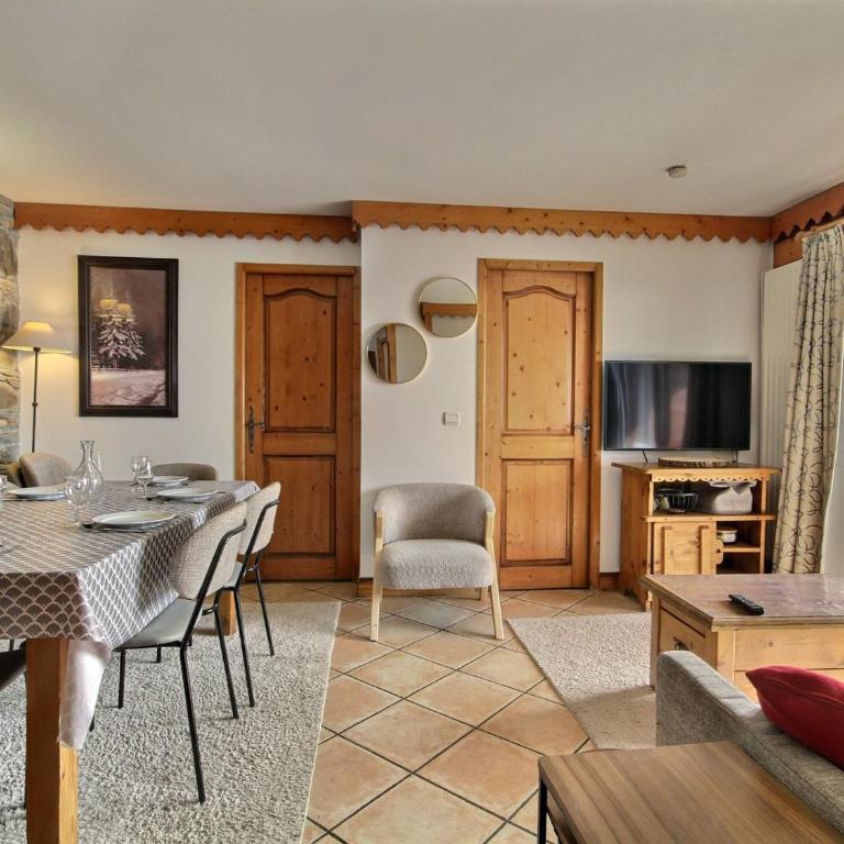 Appartement 3 chambres, accès piscine, vue sur pistes - FR-1-455-265 - Appartement - 9