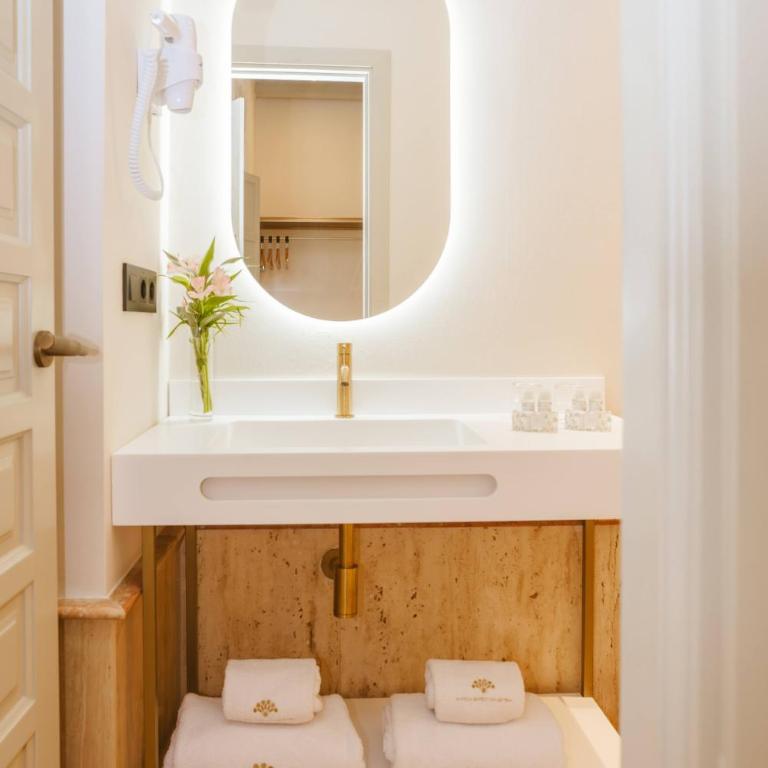Hotel Boutique Casas de Santa Cruz - Habitación Doble con balcón - 6