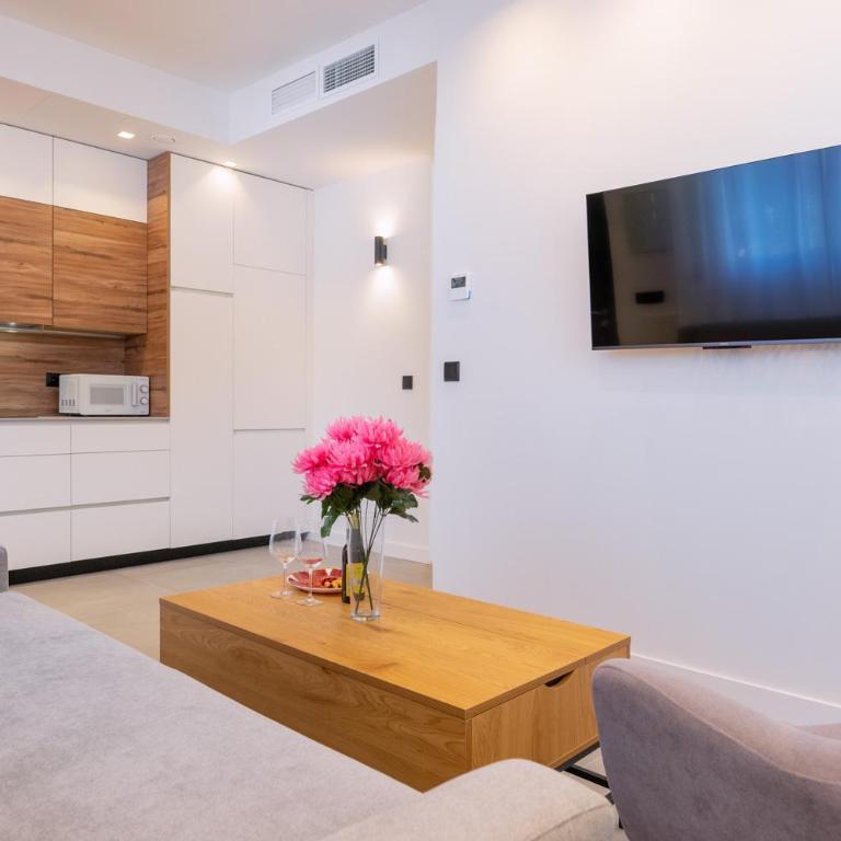 Panther Home Triana Deluxe - Apartamento de 2 dormitorios - 6