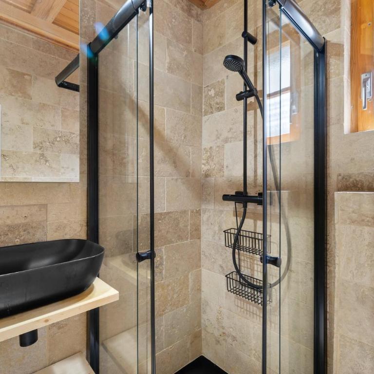 Kool Kabin - 8 pers - vue, charme et confort - Chalet - 27