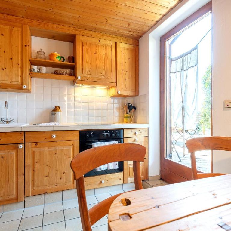 Kaiser Lodge - Apartment mit 1 Schlafzimmer und Balkon - 10