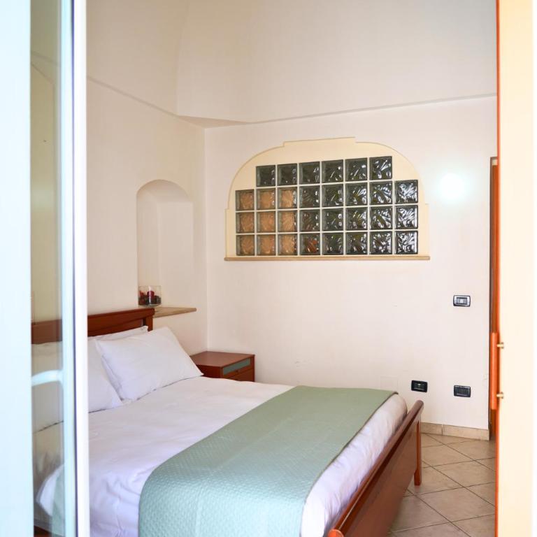 Dimora GiuLè - SENTIRSI a CASA nel CUORE di OSTUNI - Casa con 2 Camere da Letto - 65