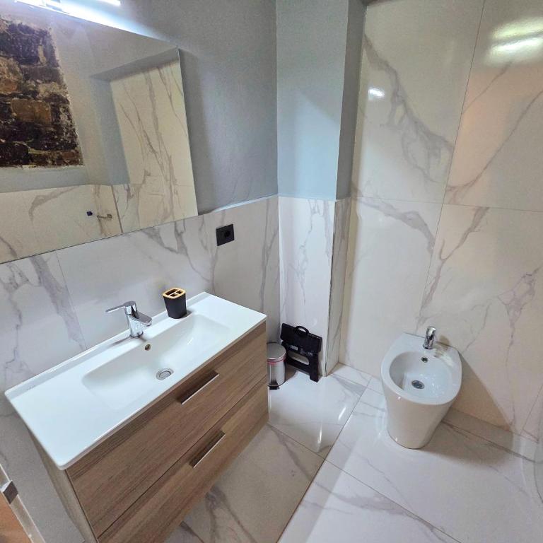 Affittacamere Guest House Girò - Monolocale Familiare - 11
