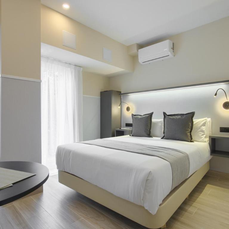 Dobo Madrid CV93 - Small Double Room - 1