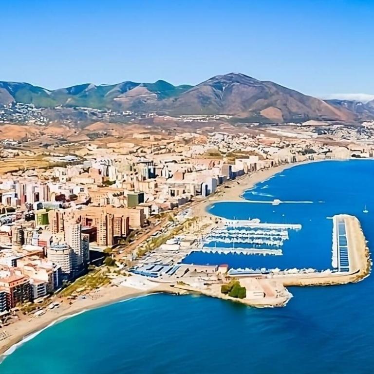 Lujo Frente al Puerto - Two-Bedroom Apartment - 15