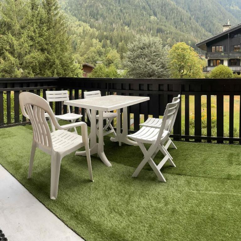 Beautiful T2 with balcony near track - Apartment - 15