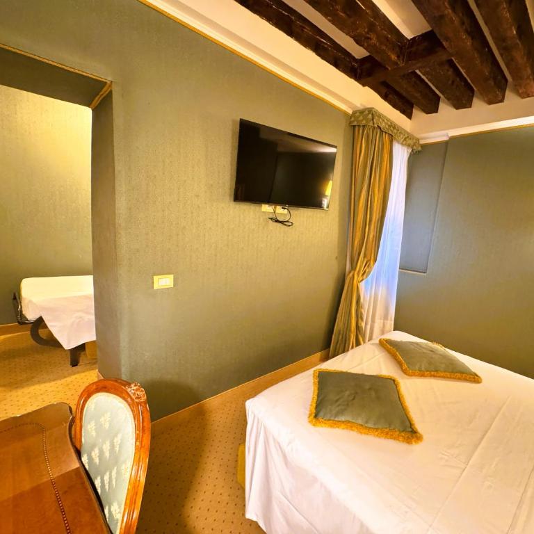 Hotel Corte Contarina - Camera Tripla Superior - 10