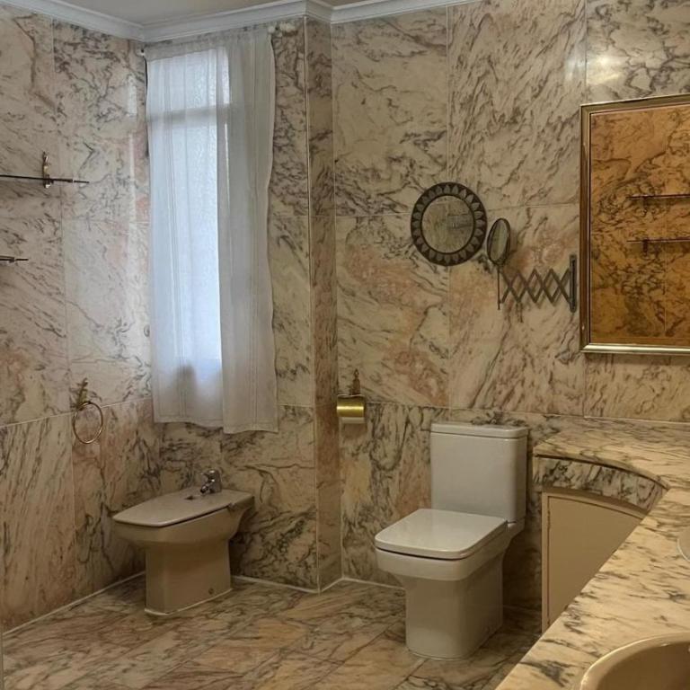Apartamento centrico, 5 bedrooms, 5 baños en-suite - Apartamento - 35