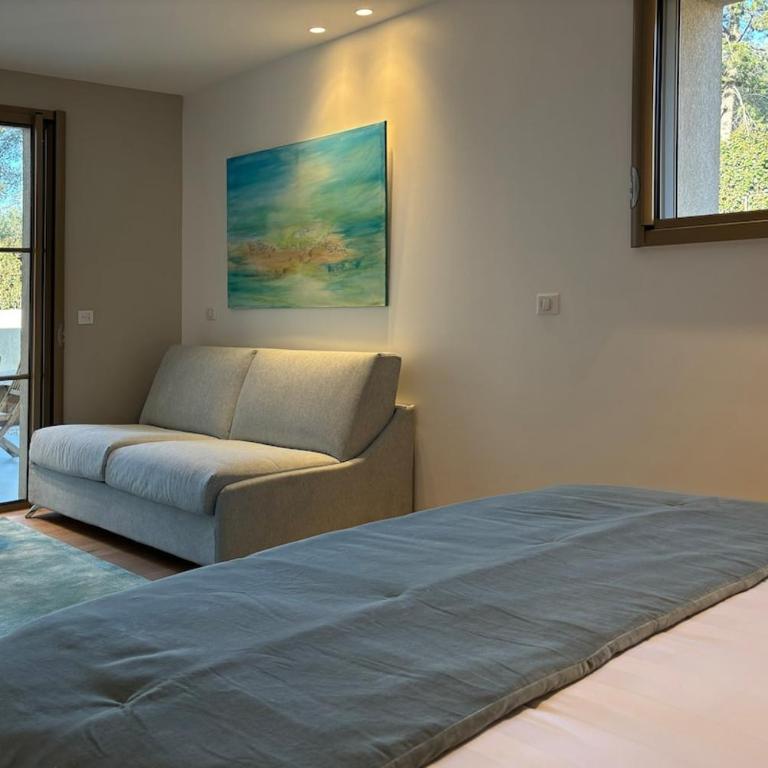 Harmony Modern 5 Etoiles villa with pool for 12 people - Villa - 24