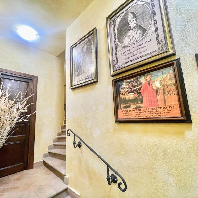 Charming villa in Umbria - sleeps 16 - lake view - Pool, jacuzzi and events room - Villa - 48