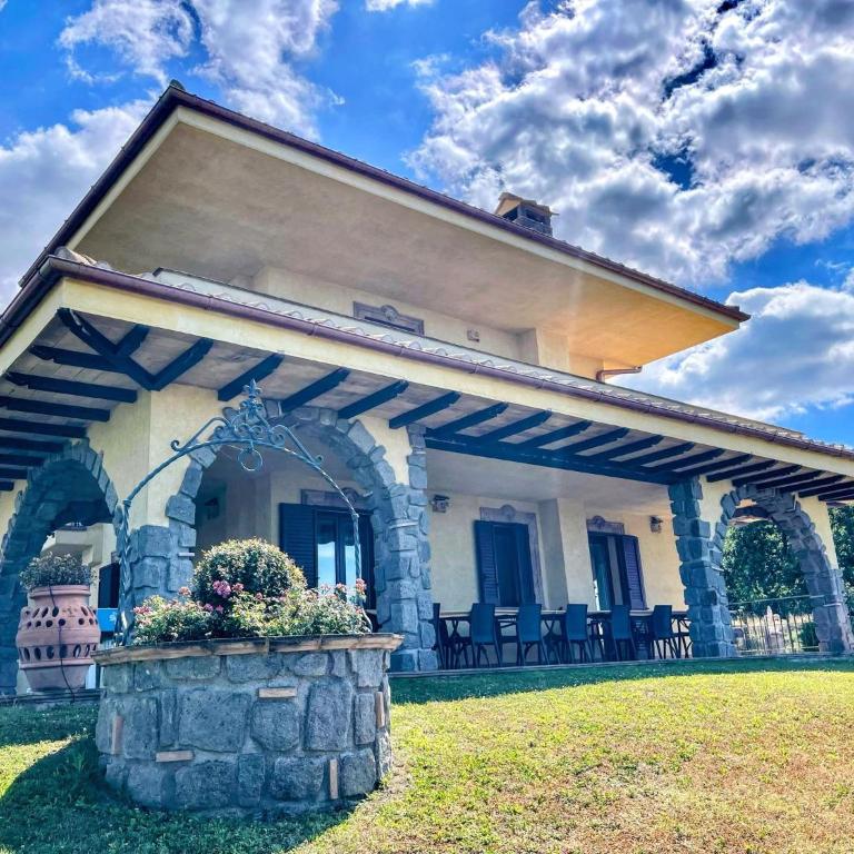 Charming villa in Umbria - sleeps 16 - lake view - Pool, jacuzzi and events room - Villa - 52