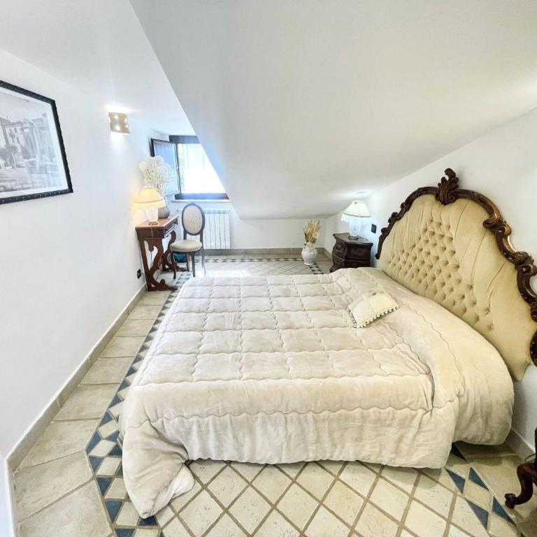 Charming villa in Umbria - sleeps 16 - lake view - Pool, jacuzzi and events room - Villa - 79