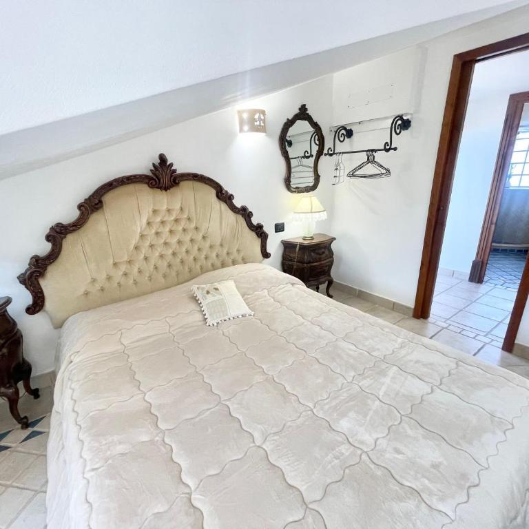 Charming villa in Umbria - sleeps 16 - lake view - Pool, jacuzzi and events room - Villa - 91