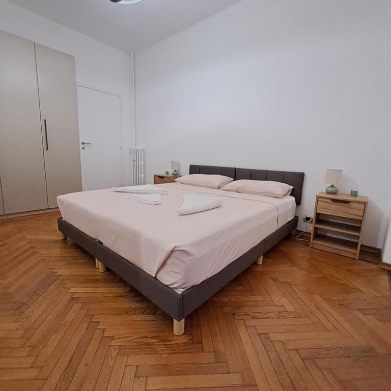 Casa Five next to Metro - One-Bedroom Apartment - 14