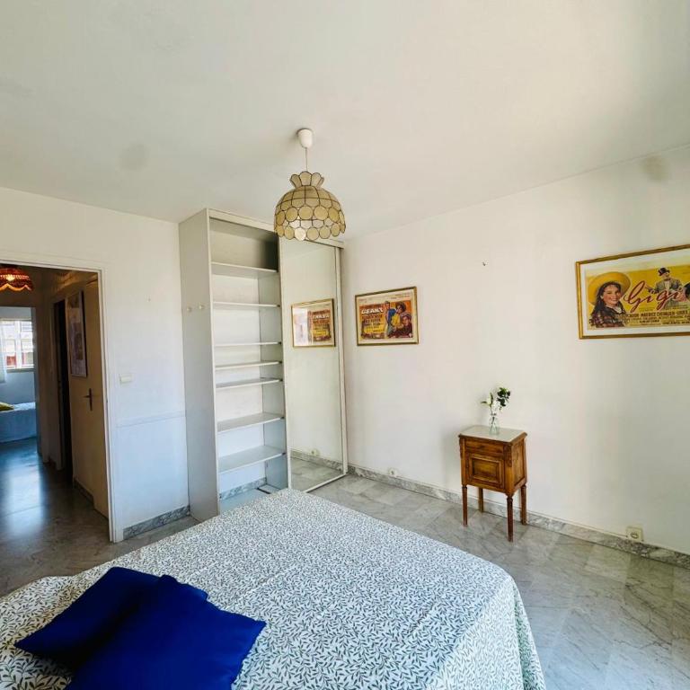 Beautiful 2 bedroom apartment Port - 5 min to beaches - Appartement 2 Chambres - 13