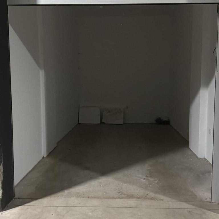 Nest24- cozy apartment with terrace and private garage - One-Bedroom Apartment - 12