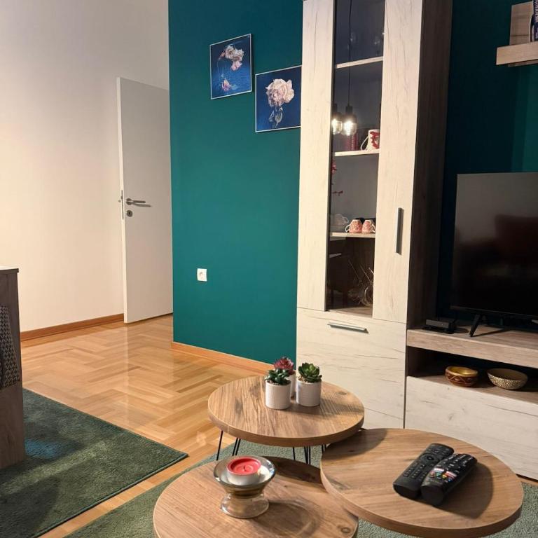 Nest24- cozy apartment with terrace and private garage - One-Bedroom Apartment - 21