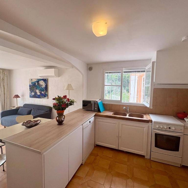 Charmant T2 avec terrasse, piscine et jardin - Appartement 1 Chambre - 4