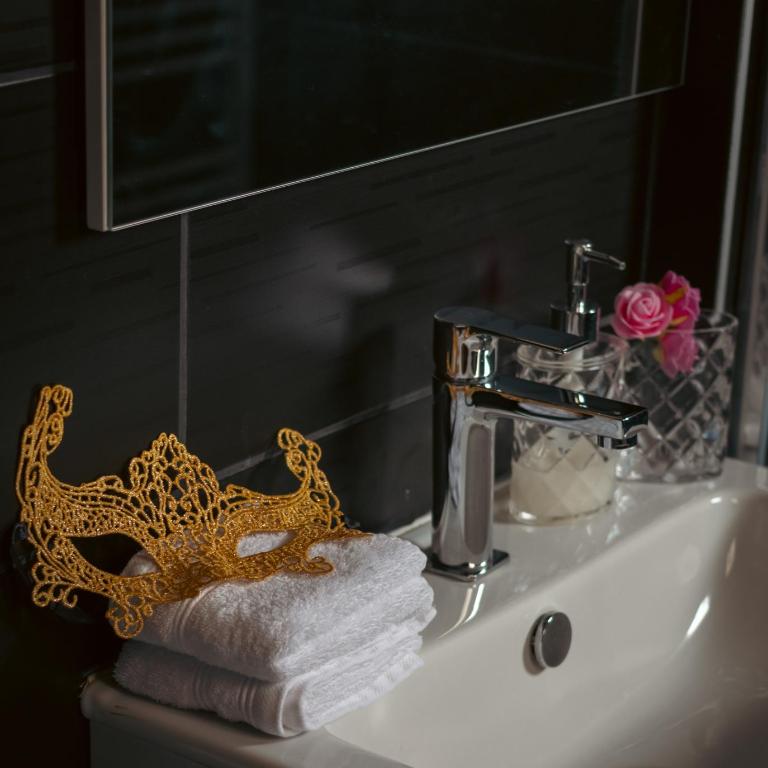 Suite Love Room Les Secrets d'Eden Rose- escapade romantique à 2 - Appartamento Suite - 15