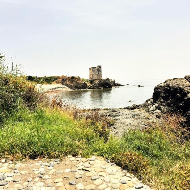 Casa Feliz - Stunning 2 bed Penthouse in Manilva with pool, sea and mountain views, close to the beach and facilities - Apartamento de 2 dormitorios - 27