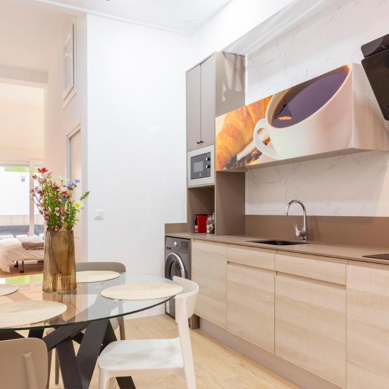 SingularStays Olimpia - One-Bedroom Apartment - 8