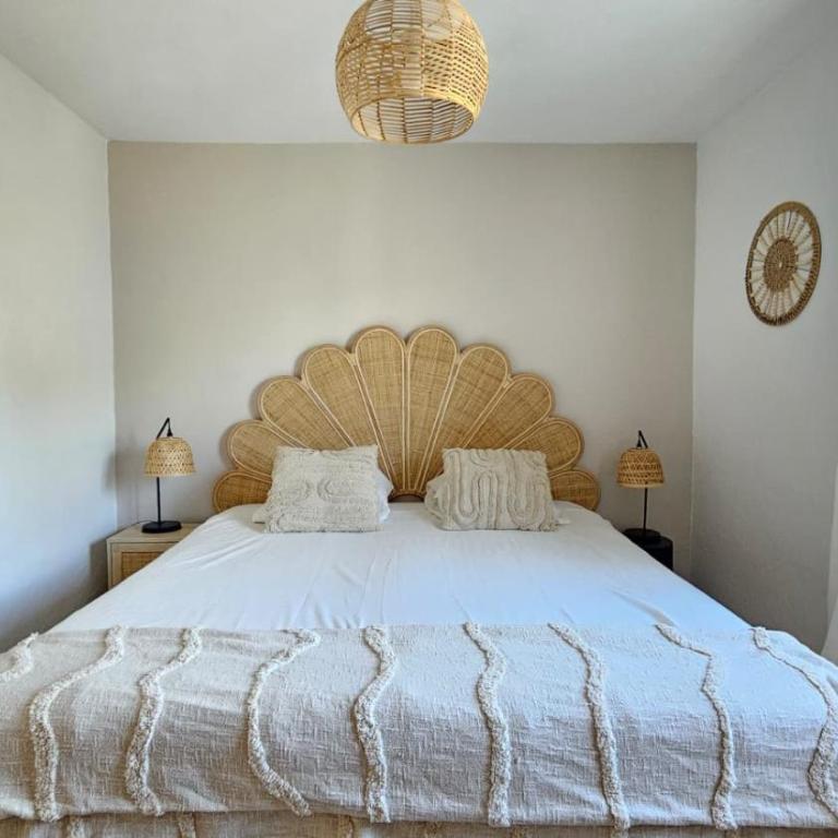 La Bohem'Azur Villa Golfe St Tropez 170m2 5 chambres Piscine Spa Magnifique Vue Dégagée Déco Bohème Chic - Villa - 31