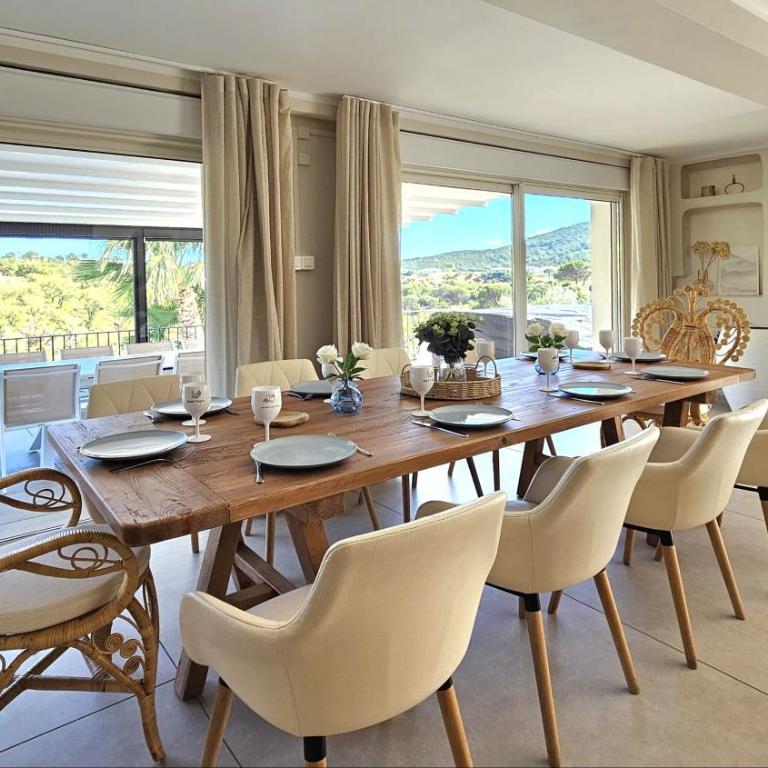 La Bohem'Azur Villa Golfe St Tropez 170m2 5 chambres Piscine Spa Magnifique Vue Dégagée Déco Bohème Chic - Villa - 51