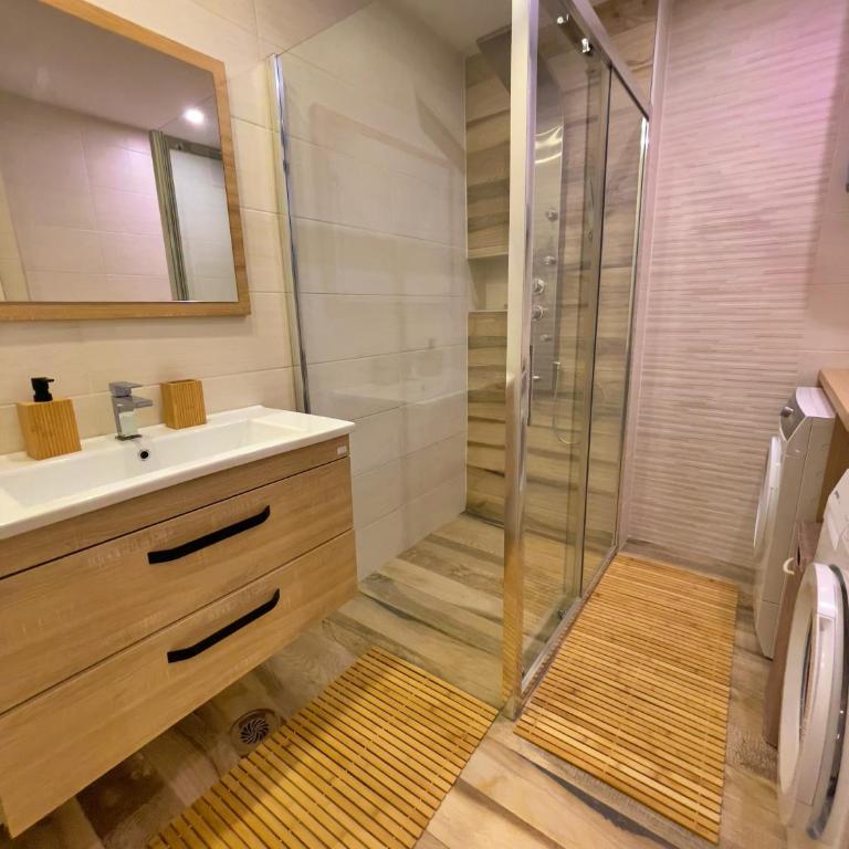 Urban Nest Apartment Sarajevo - Apartman sa 2 Spavaće Sobe - 15