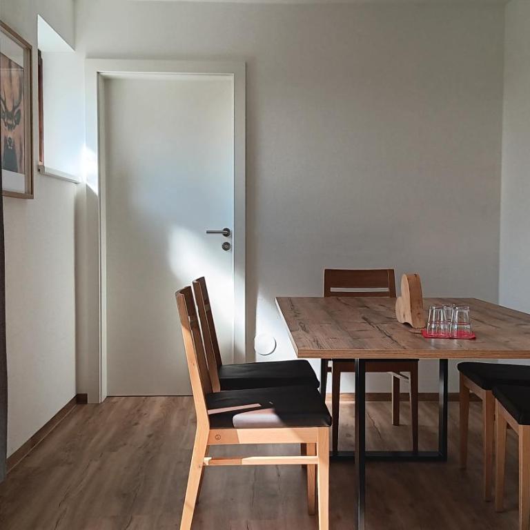 Haus Huber Zimmer und Apartments - Apartment mit Balkon - 3