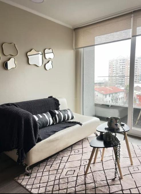 Moderno y luminoso depto en Ñuñoa - One-Bedroom Apartment - 2