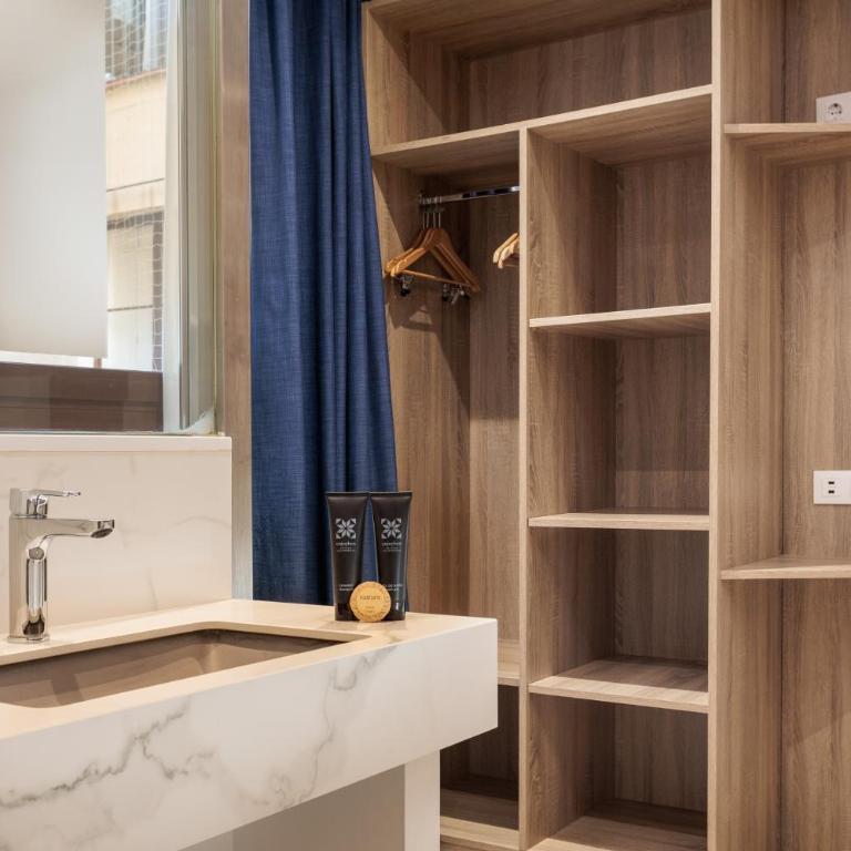 Colon Deluxe con Piscina cerca del Mar - Three-Bedroom Apartment - 28