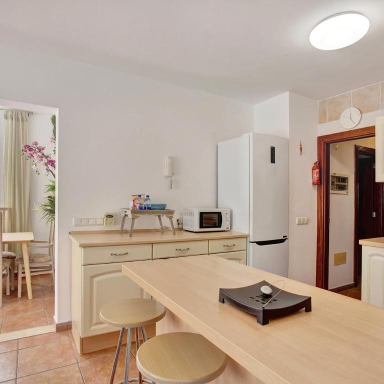 Casa Queen Ovetus Planta baja, piscina y WIFI - Apartamento de 3 dormitorios - 3