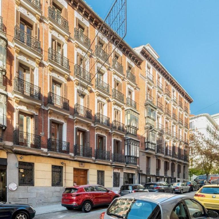Modern and Refurbished - 2Bedrooms 2Baths-Justicia - Two-Bedroom Apartment - 18