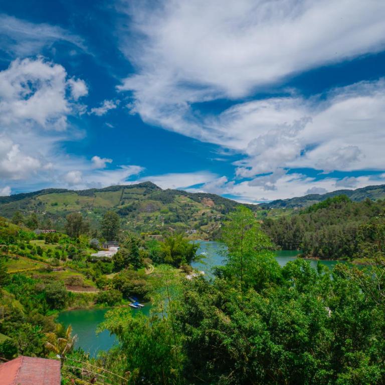 Hermosa casa de campo en GUATAPÉ - Casa de 3 dormitorios - 59