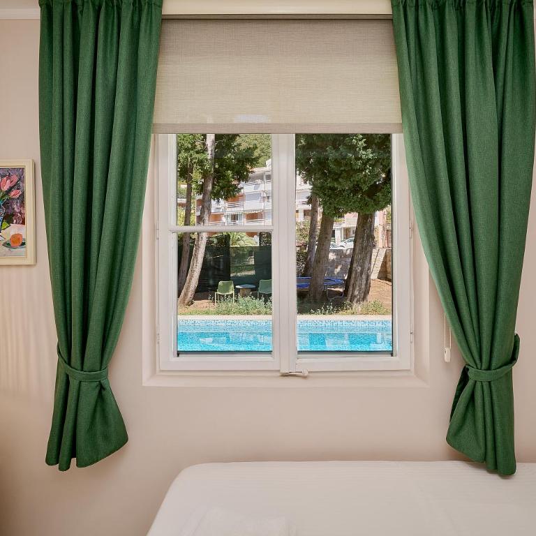 Mediterranean vacation home with pool Petrovac - Kuća sa 3 Spavaće Sobe - 3